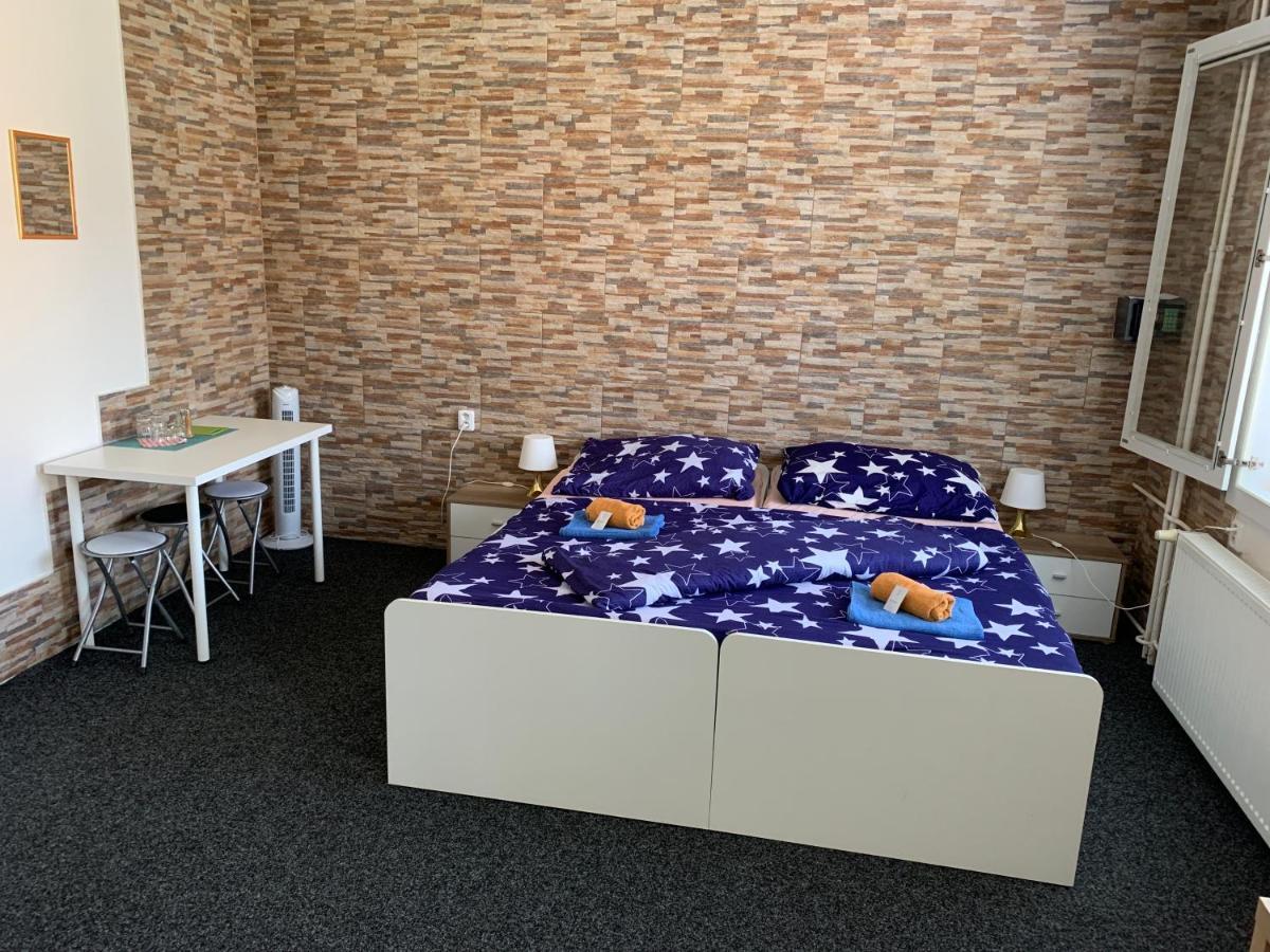 Zlata-Era Hotel Ostrava Bagian luar foto